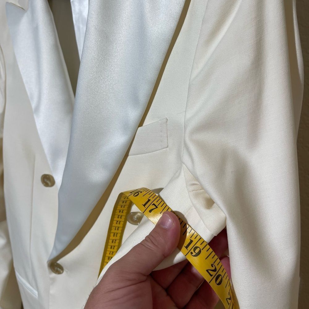 Sold  - Picture 4 of 8